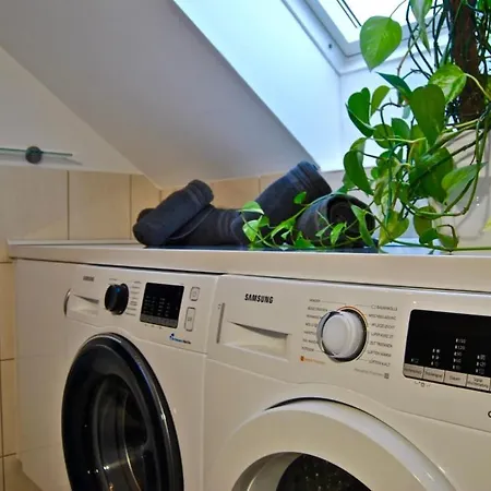 Апартаменты Ferienwohnung Berlin Малов